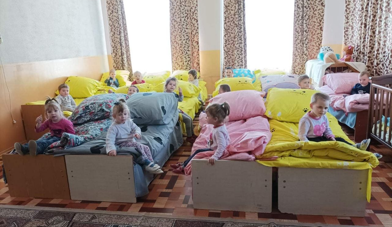 Допомога дітям в інтернатних закладах